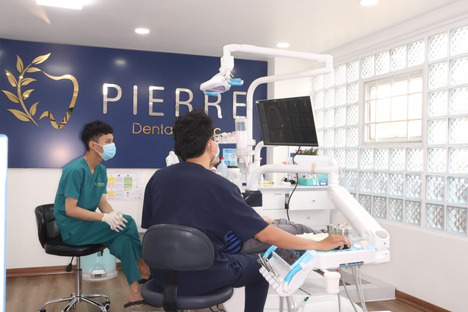 nha khoa chuyen cấy ghep implant (47)